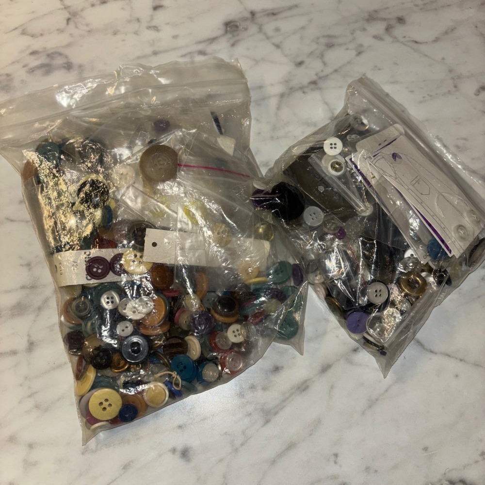 Bulk Lot Vintage Modern Buttons Mixed Sizes Colors Sewing Crafting 2 Bags